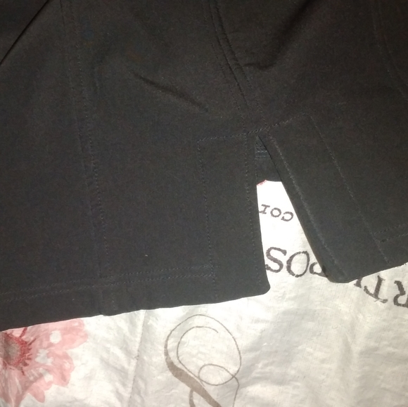 Luxury Avalanche jacket paid$500 - Picture 5 of 5